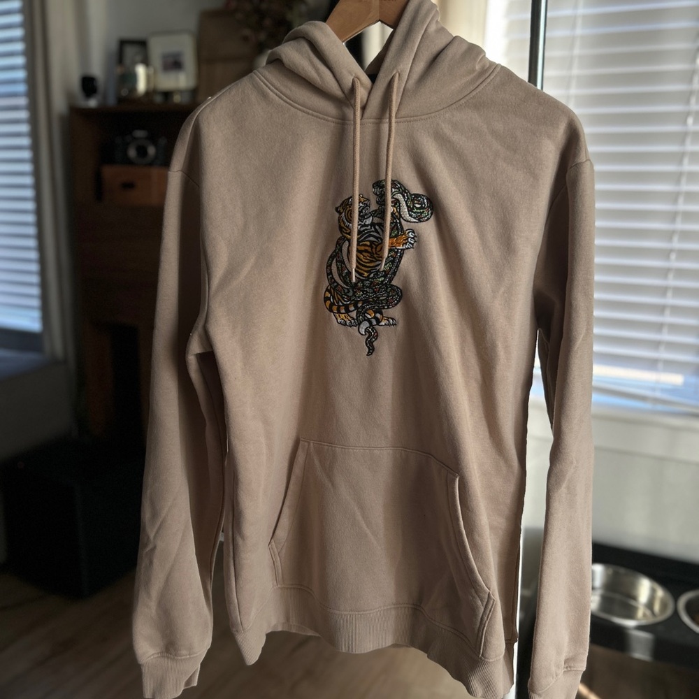 H&M Rare embroidered Tiger Hoodie!
